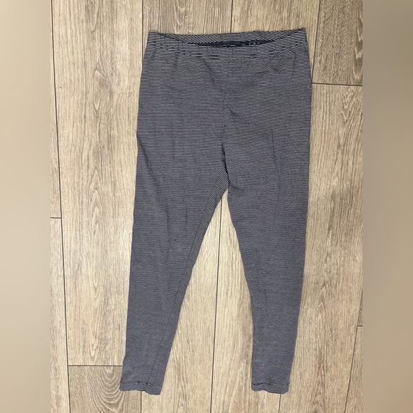 Old Navy medium navy and White Striped cotton leggings - Picture 1 of 2